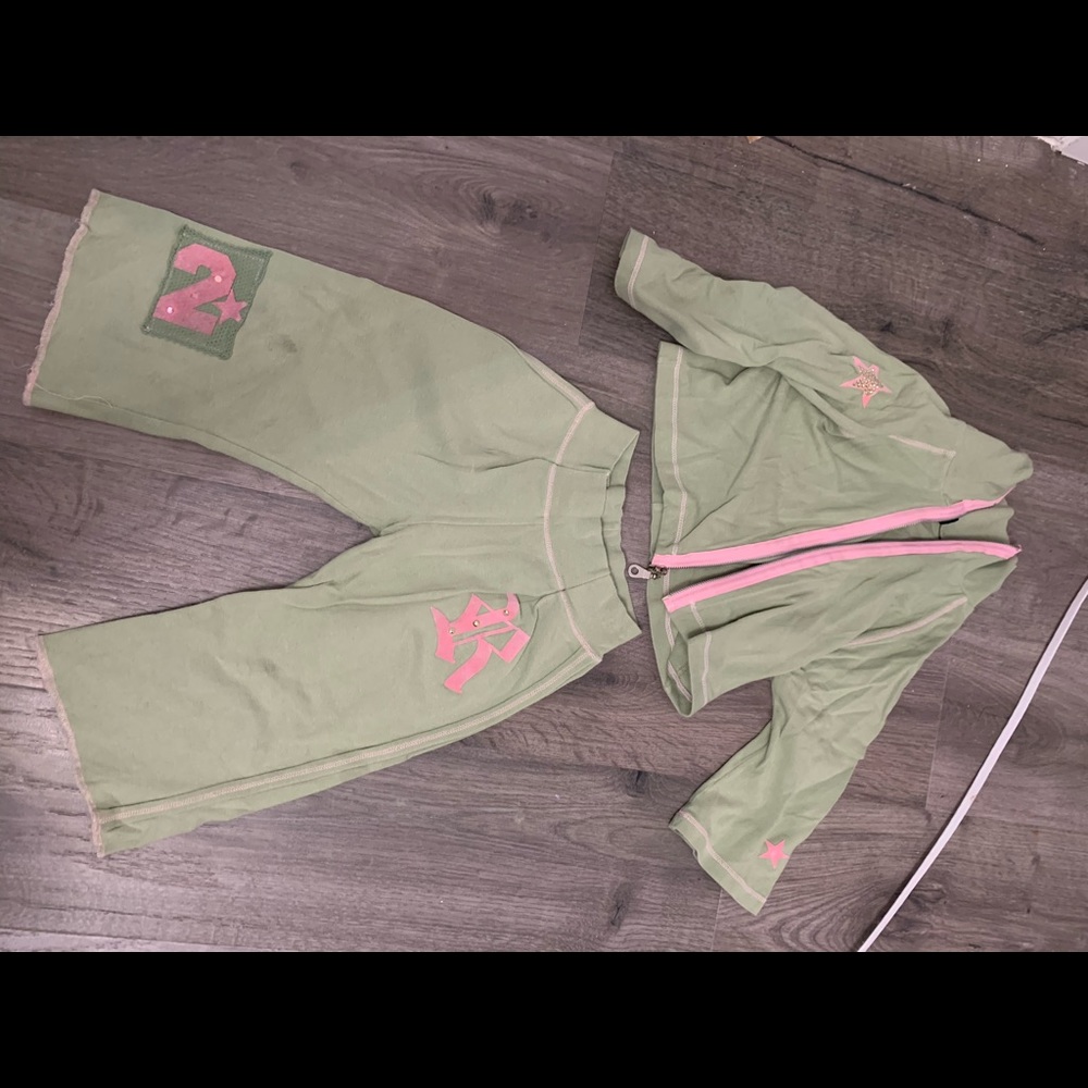Green matching girls set 💚